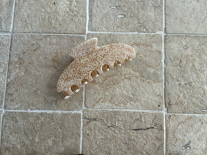 SPECKLED CLIP