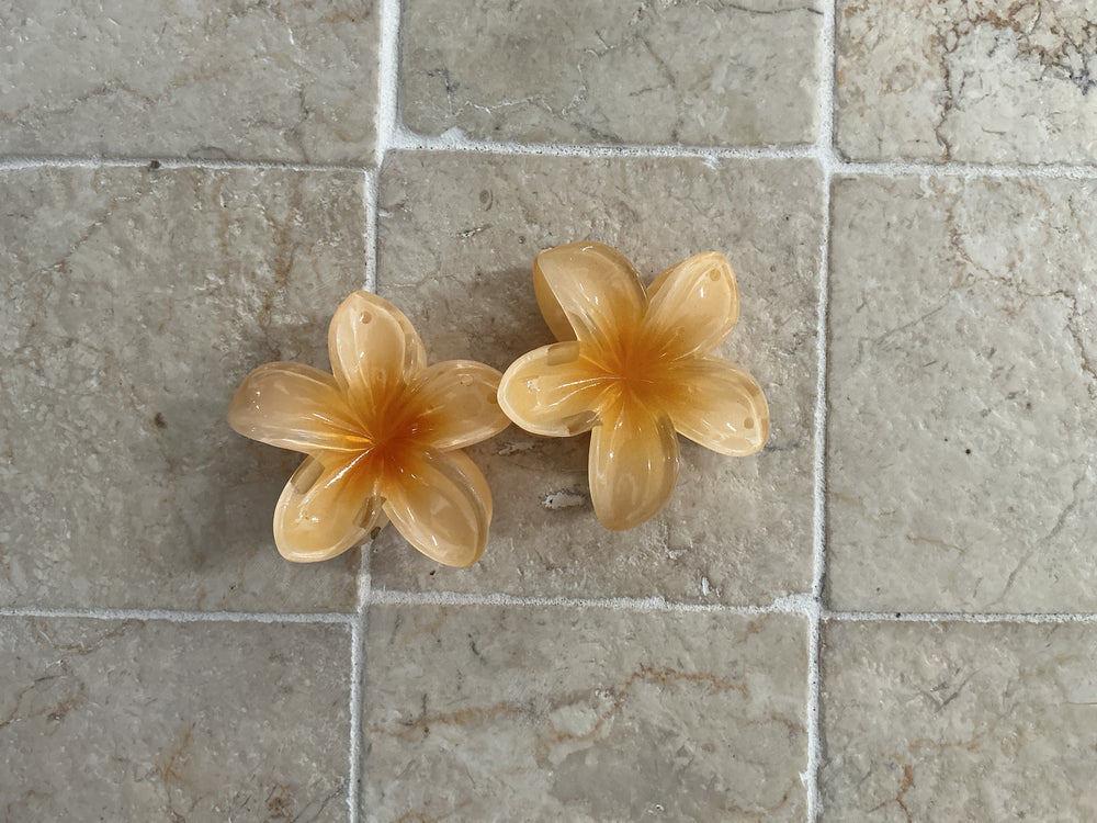 MINI FRANGIPANI CLIP