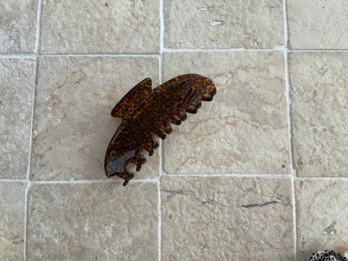 SPECKLED CLIP