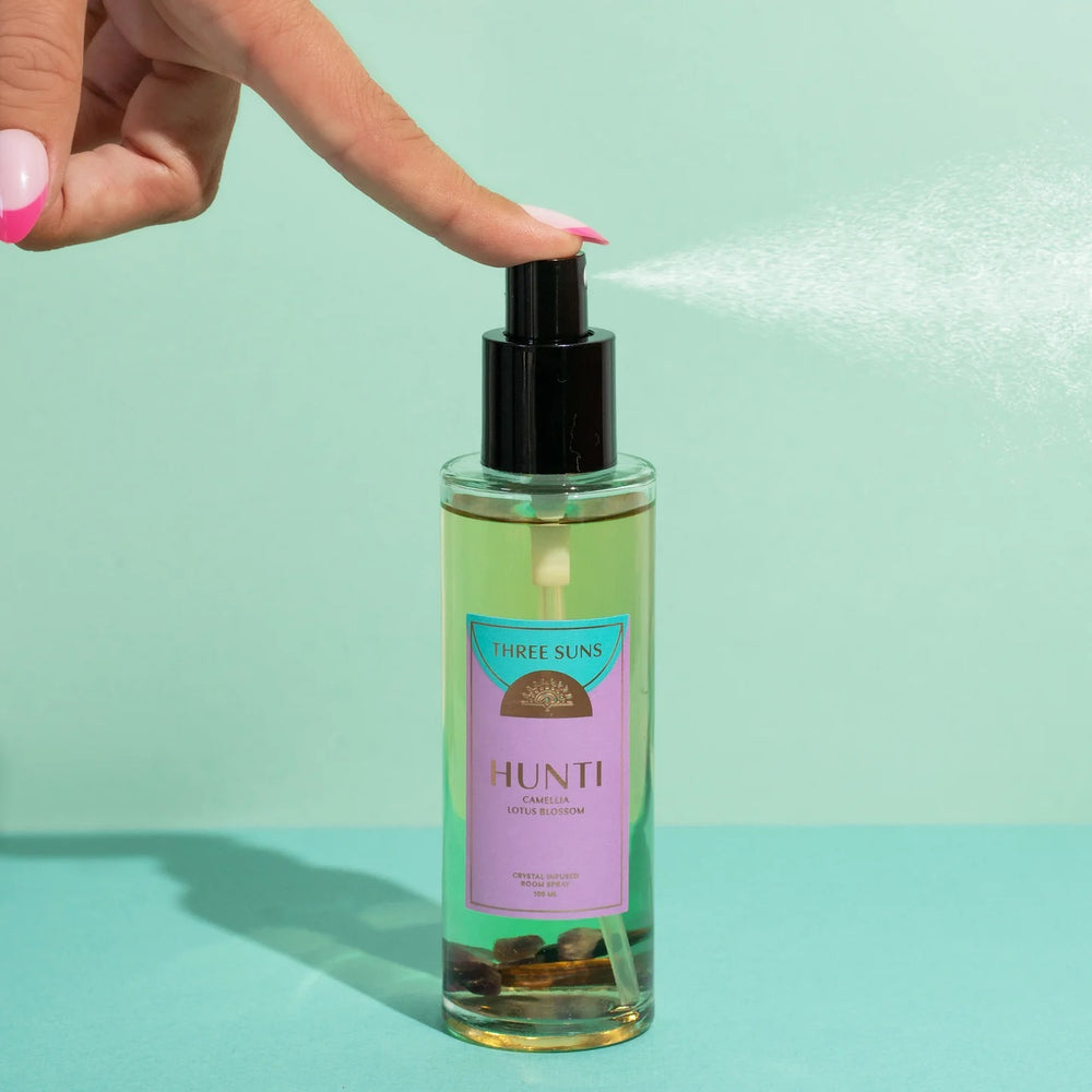 HUNTI ROOM SPRAY I TRANQUILITY I CAMELLIA & LOTUS BLOOM