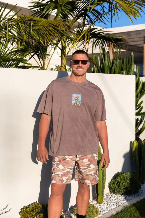 VACATION BOX TEE
