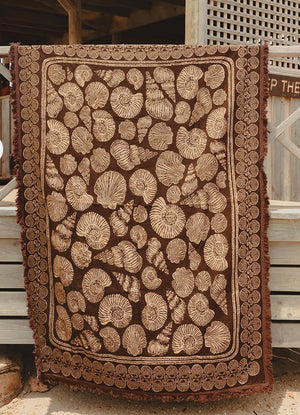 SEASHELL | BROWN