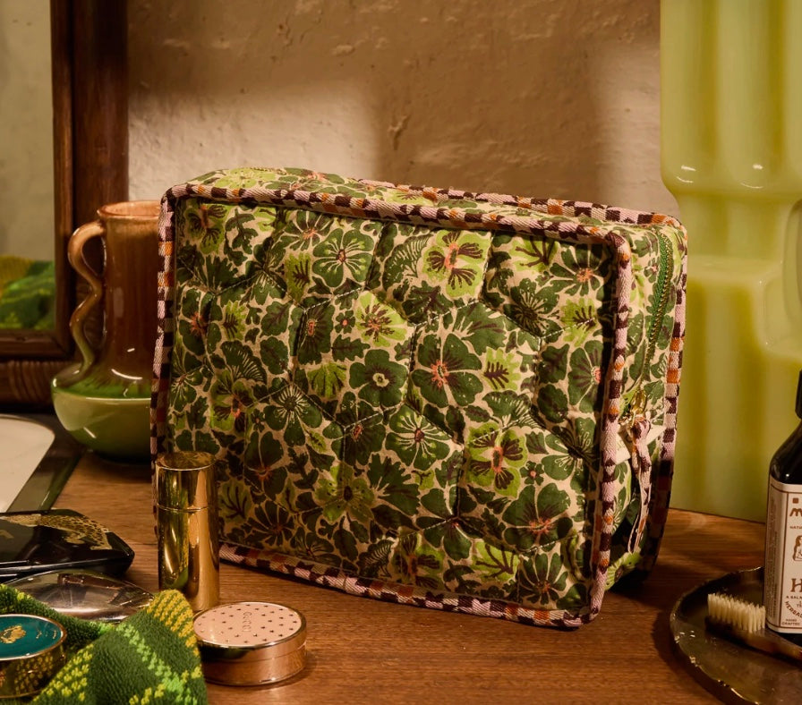 MAGNOLIA VANITY BAG | CACTUS GREEN