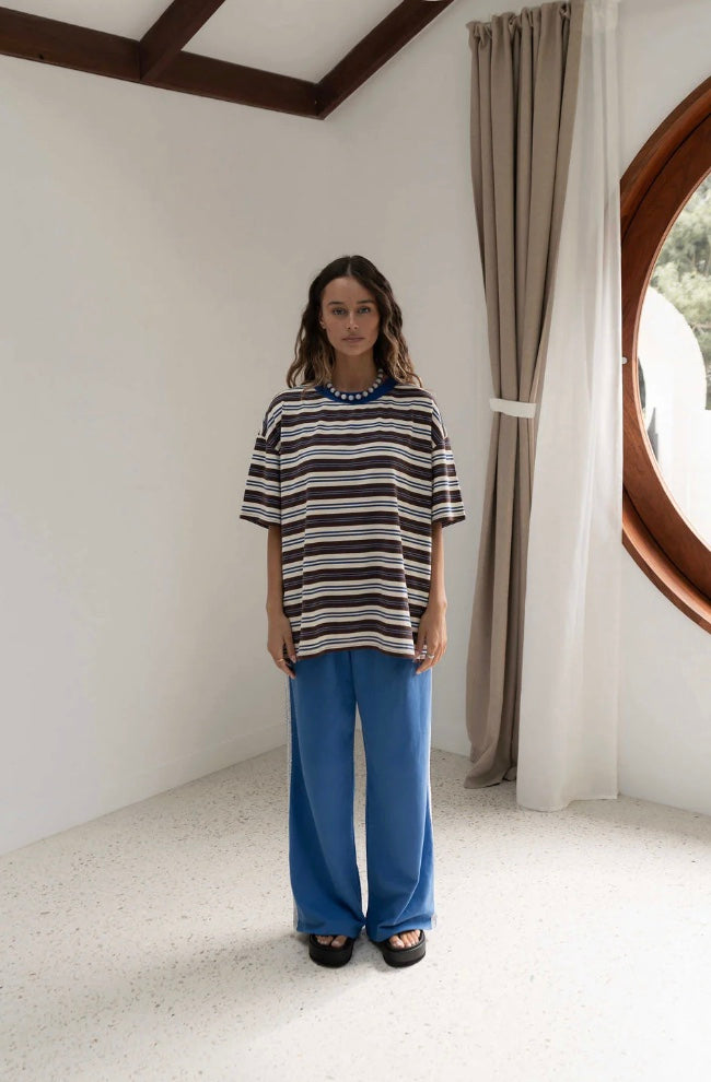 SCOTTI TEE | BLUE/ BROWN