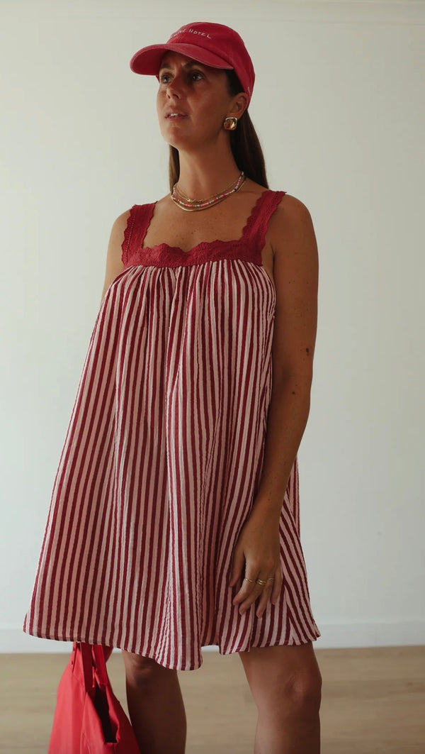 JUNO LACE MINI DRESS | PINK & WINE - Alakai