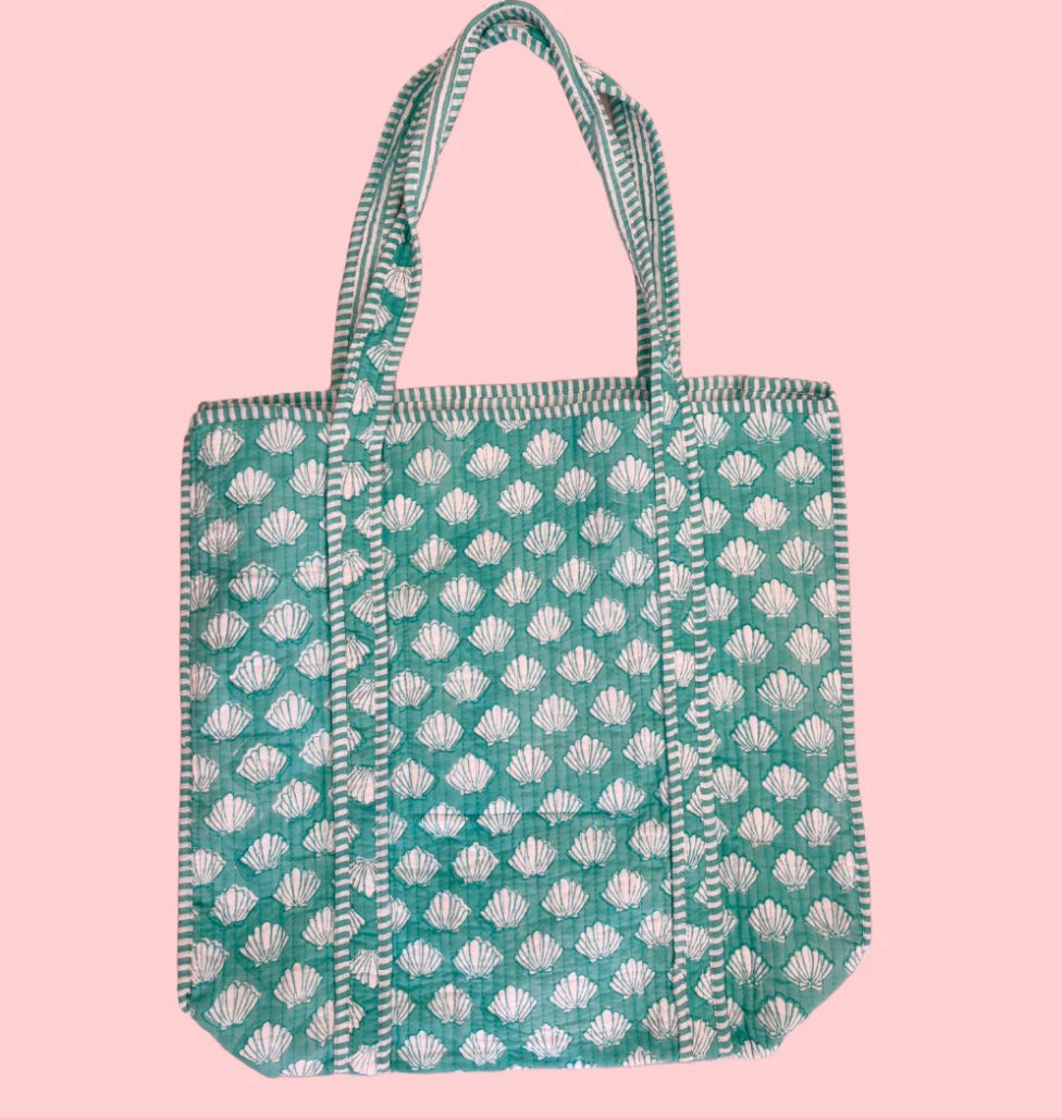 THE WEEKENDER TOTE | TURQUOISE SEASHELL