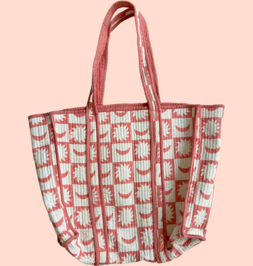 THE WEEKENDER TOTE | SUNTIME CORAL