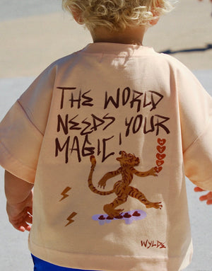 FEEL THE MAGIC TEE