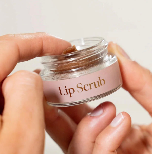 LIP SCRUB