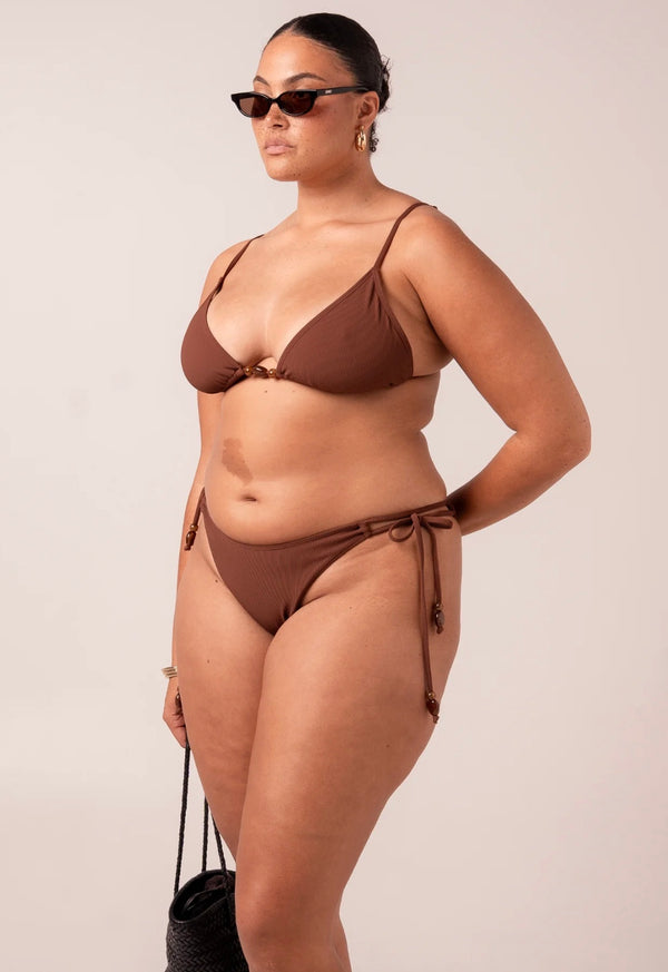 STRING BOTTOM | CHOC