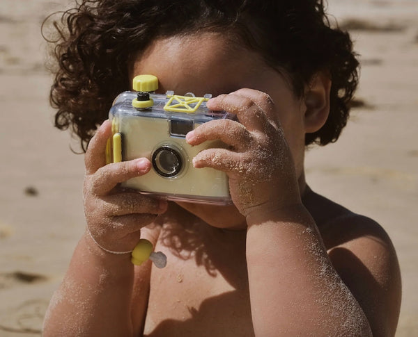 WATERPROOF CAMERA | NEON YELLOW