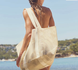 MESH BEACH BAG | OYSTER CREAM