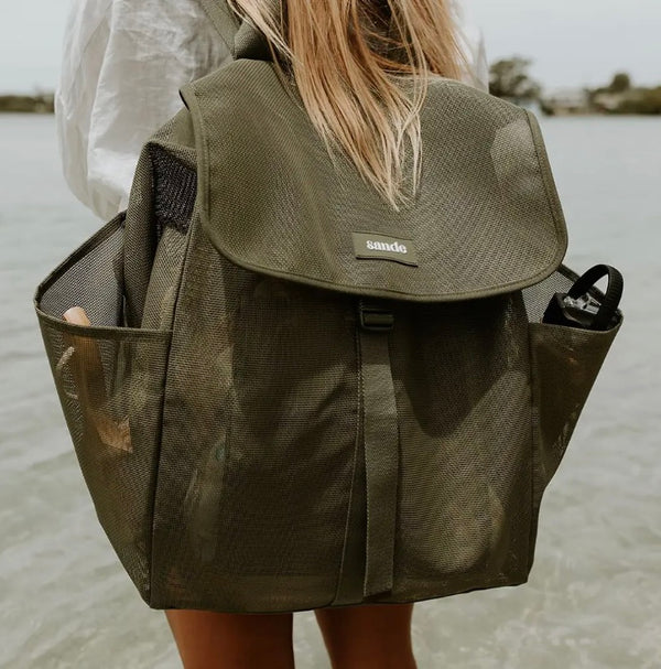 BEACH HAULER MESH BACKPACK | GREEN