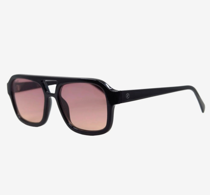 RUNWAY | BLACK SUNSET