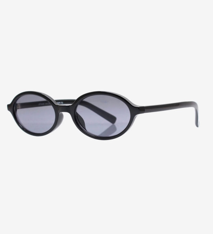 BESSETTE | JETT BLACK