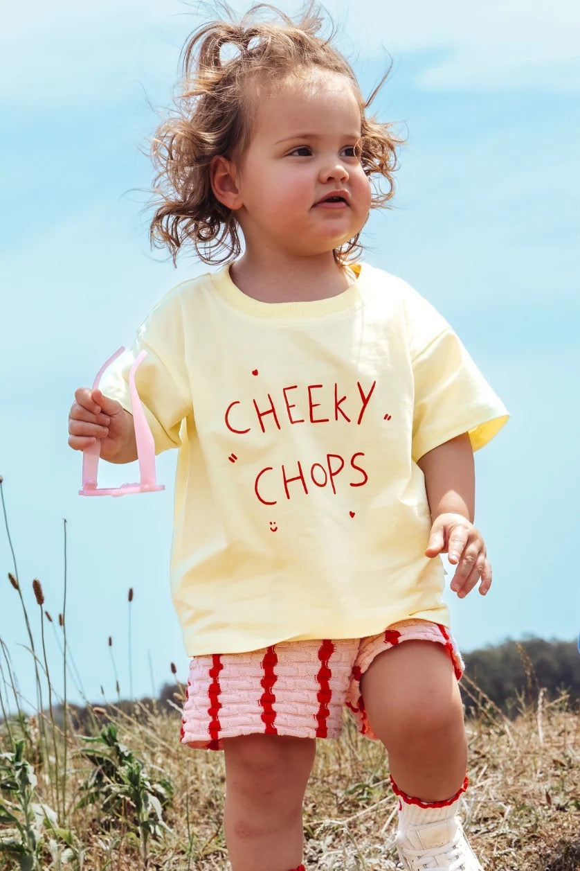 CHEEKY CHOPS TEE I LEMON