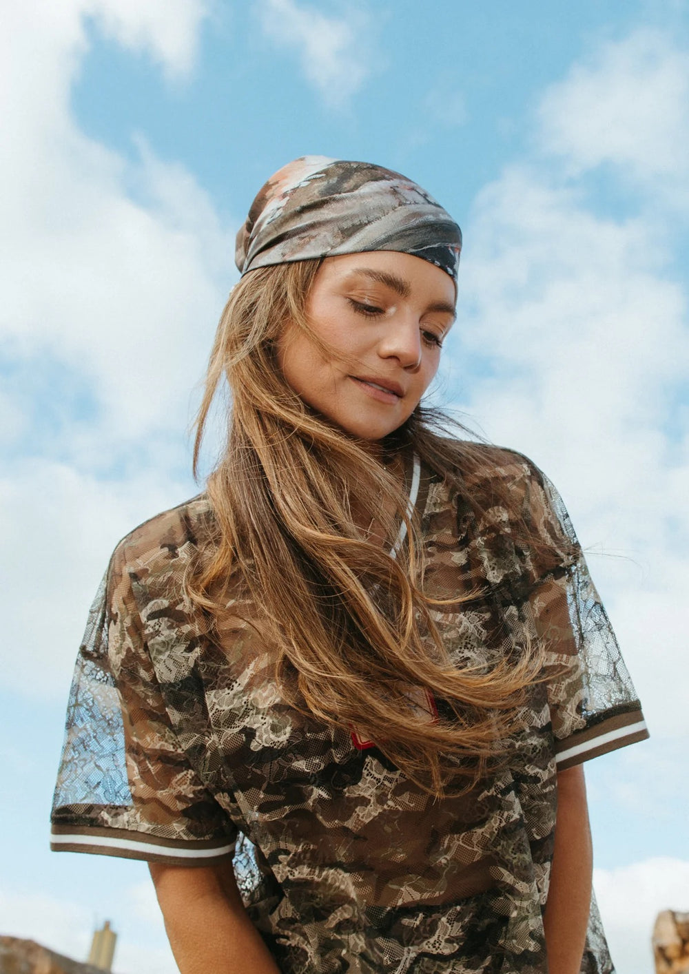 CAMO LACE VEE