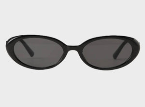 CLEO | BLACK
