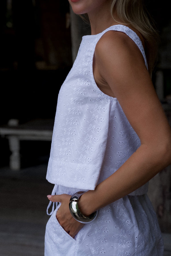 NOA I EMBROIDERED