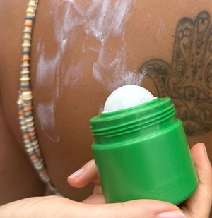 THE REFILLABLE ROLL-ON APPLICATOR | 50ML