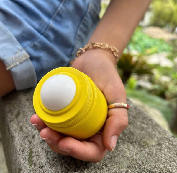 THE REFILLABLE ROLL-ON APPLICATOR | 50ML