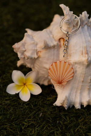 BYRON BAY SHELL KEYRING