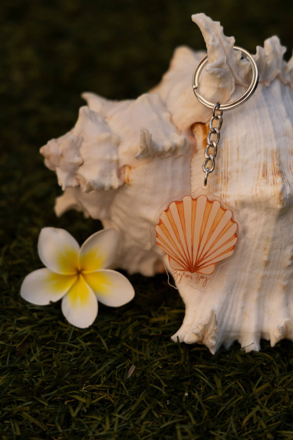 BYRON BAY SHELL KEYRING